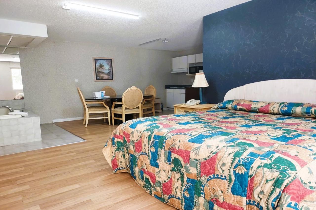 Studio Inn And Suites Galloway Bagian luar foto