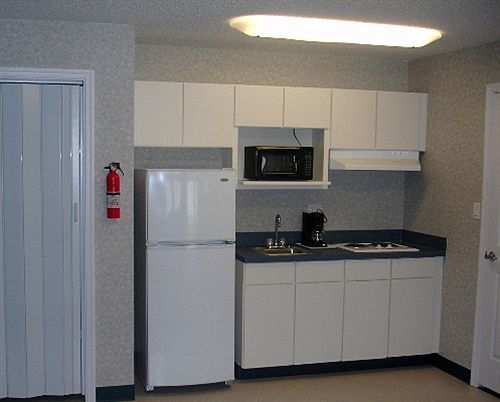 Studio Inn And Suites Galloway Bagian luar foto